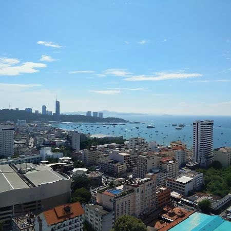 The Base Pattaya 芭提雅基地公寓 Екстериор снимка