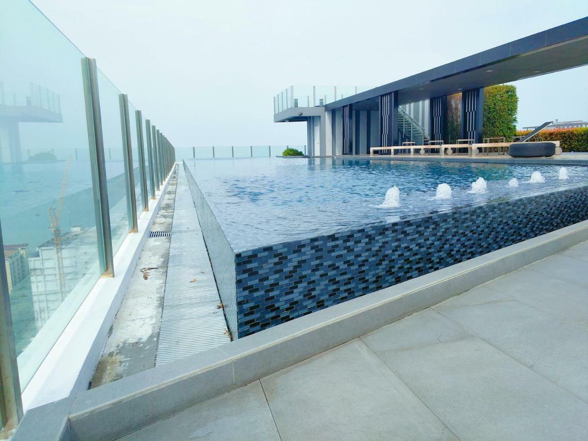 The Base Pattaya 芭提雅基地公寓 Екстериор снимка